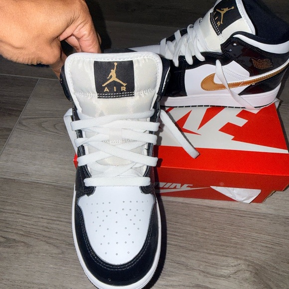 Nike High-Top Sneakers in Black, White, and Gold - Picture 7 of 7